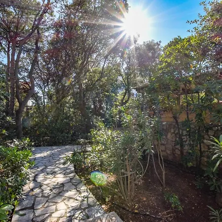 Barka Вилла Мандре